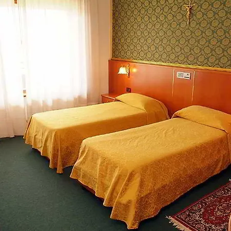 Gran Hotel Pinetamare Club Resort-3